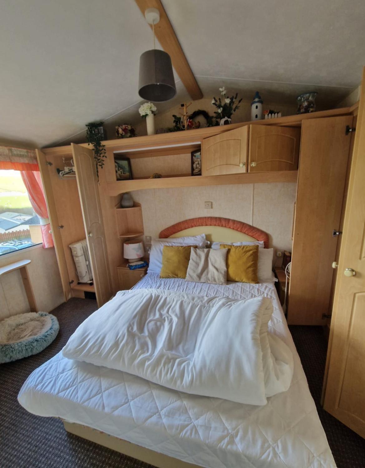 Sea View Escape 2 Bedroom Pet Friendly Caravan At Clarach Bay Aberystwyth Exterior photo