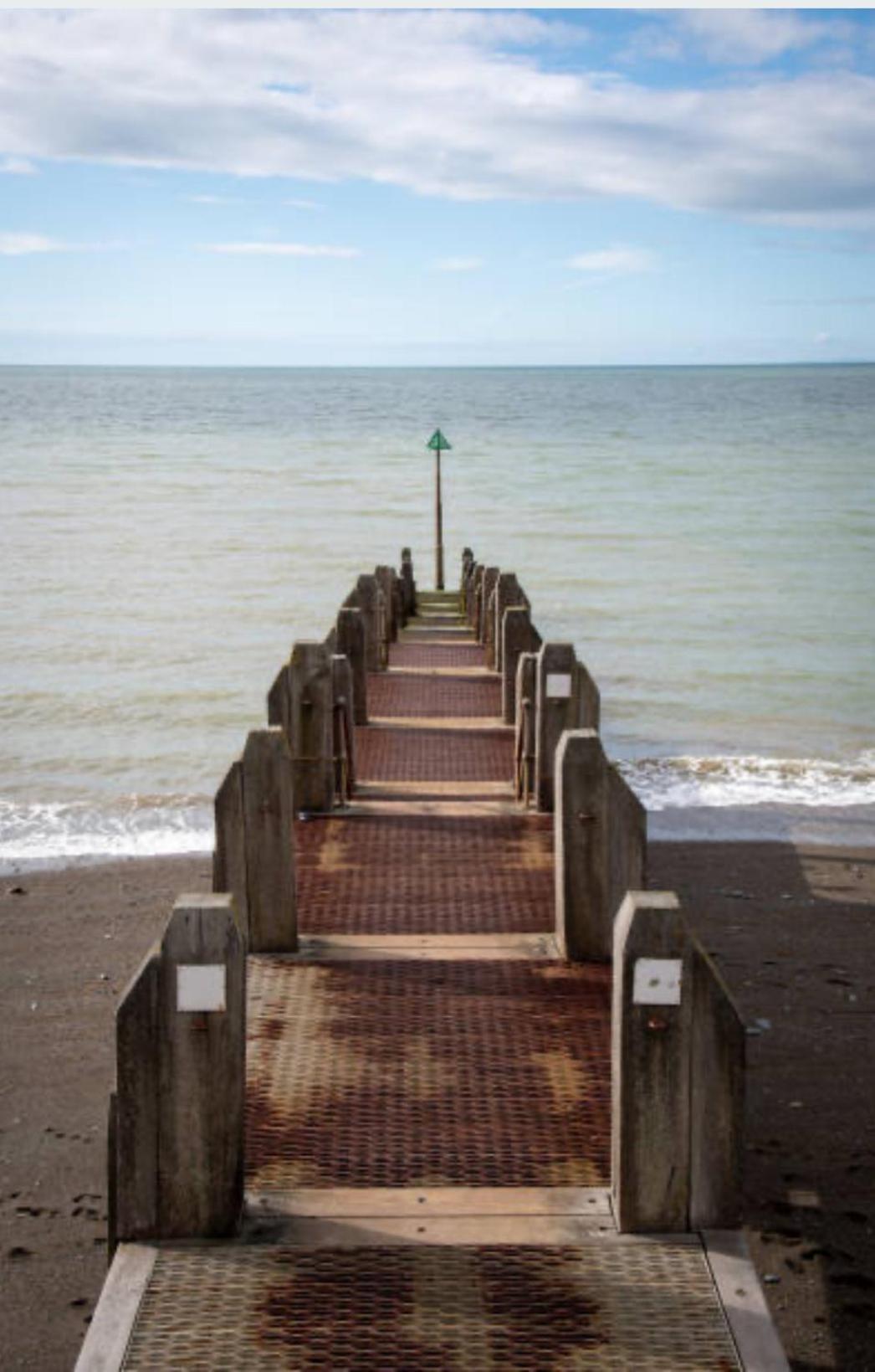 Sea View Escape 2 Bedroom Pet Friendly Caravan At Clarach Bay Aberystwyth Exterior photo